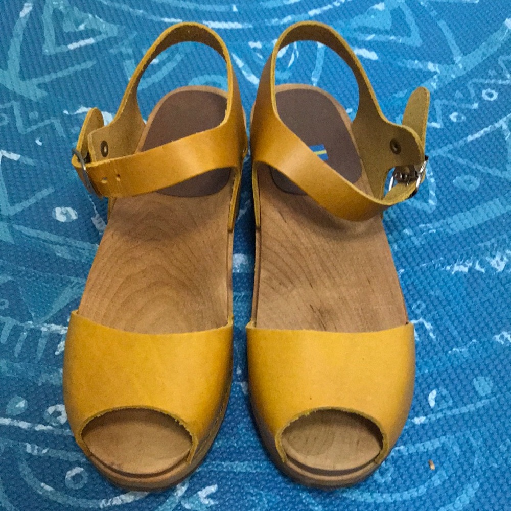 MIA wooden clogs mustard yellow